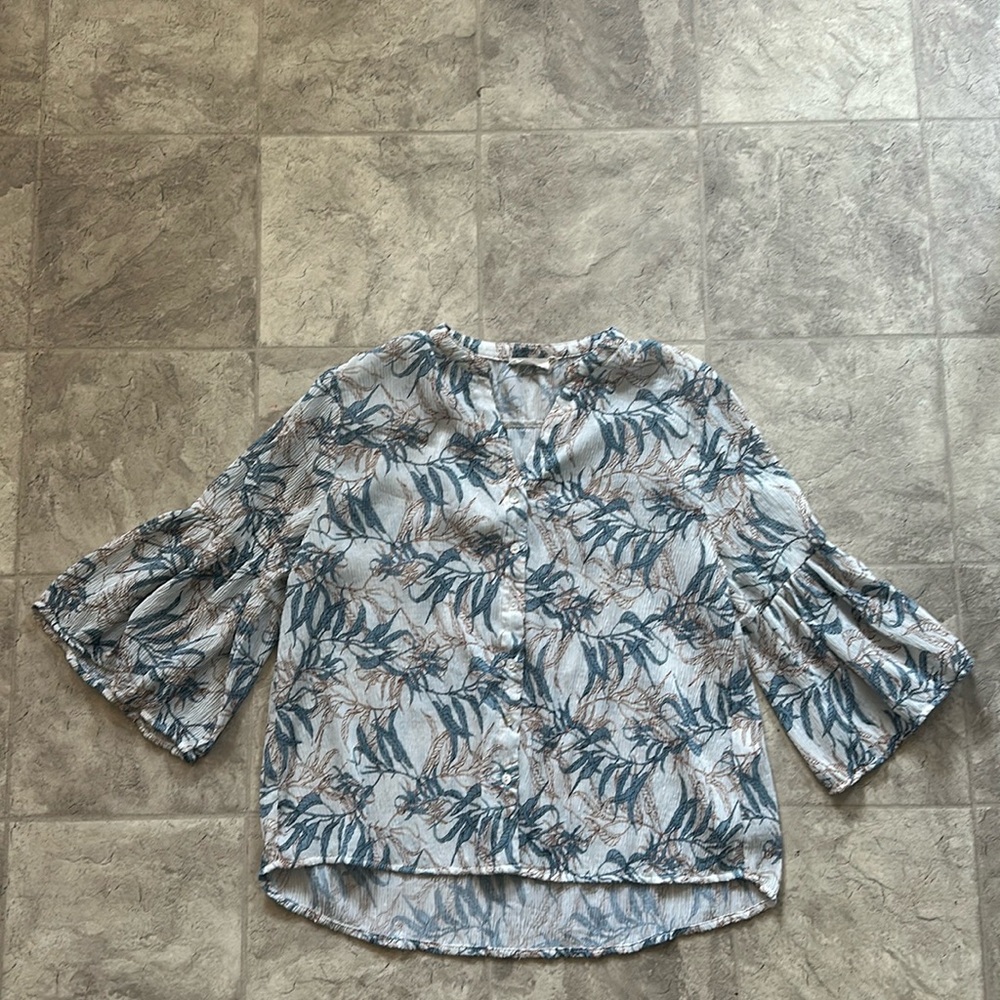 Boutique blouse grey brown blue size small Millibon